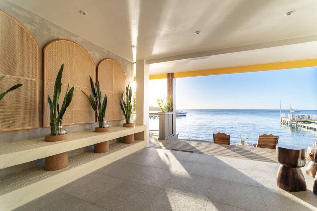 Beach House Roatan boutique oceanfront hotel